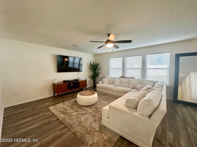 Foto del edificio - 960 Panther Lk Pkwy