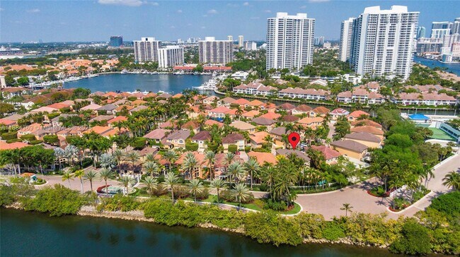Foto del edificio - 3780 NE 207th Terrace