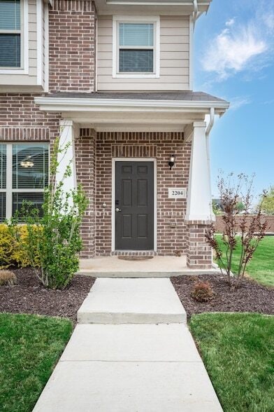 Photo - 2204 Greystone Dr Townhome