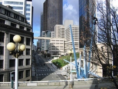 Foto del edificio - Light and Bright updated 1bed 1 bath Condo Unit available in downtown Seattle!