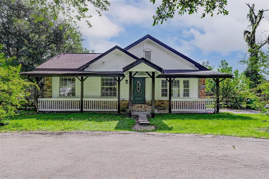 Foto principal - 10910 Maple Leaf St