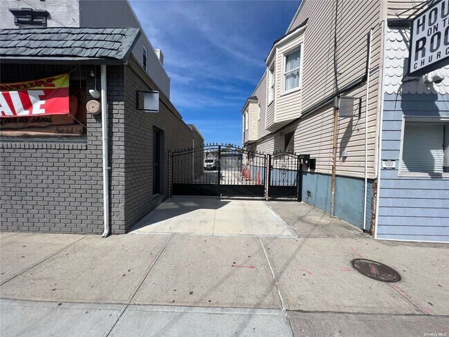 Building Photo - 112-16 Rockaway Beach Blvd