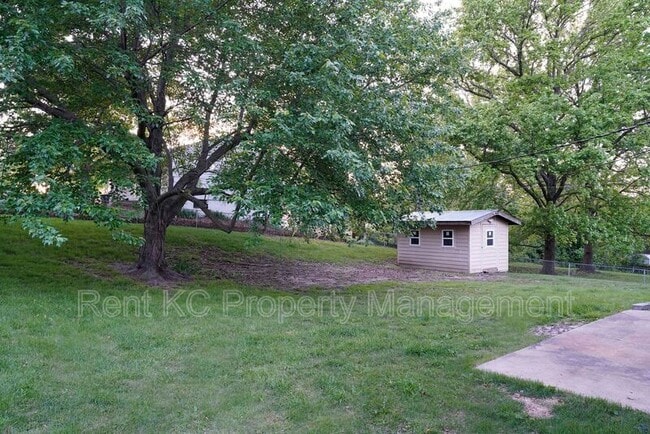 Foto del edificio - 5540 N Garfield Ave