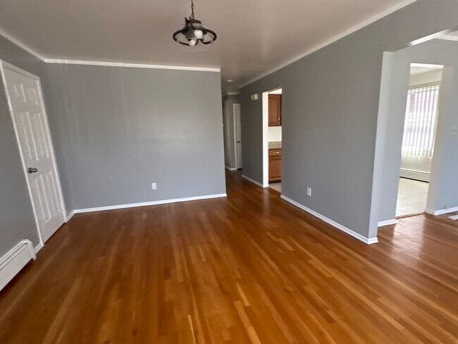 Foto del edificio - 424 Dewitt St