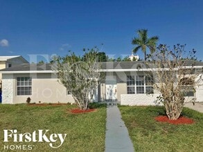 Building Photo - 14202 SW 110th Ave
