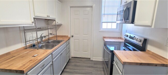 Foto del edificio - 321 Carver St