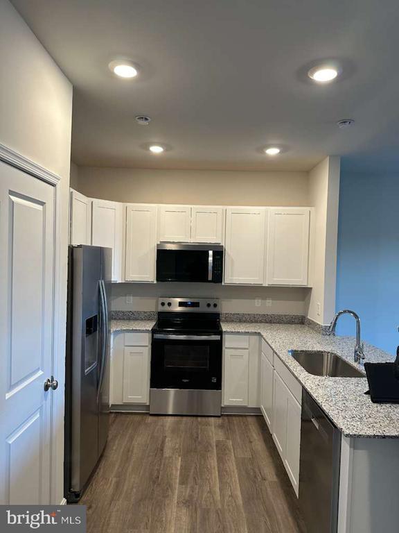 Building Photo - 165 Tigney Dr