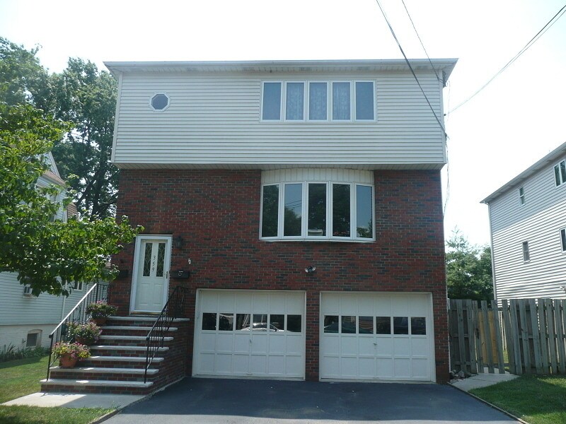Primary Photo - 359 2nd Ave