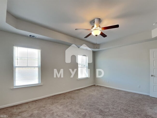 Building Photo - 3 br, 2 bath House - 110 Palmer St