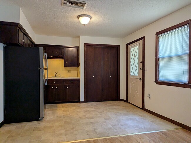 Foto del edificio - 104 Calhoun St