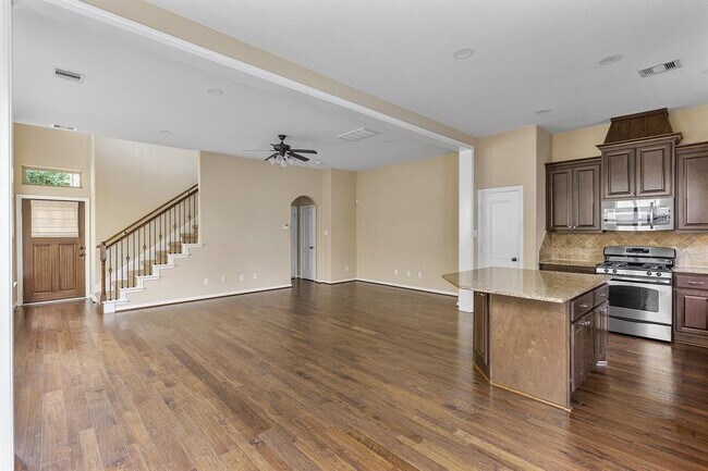 Foto del edificio - 7 Cheswood Manor Court
