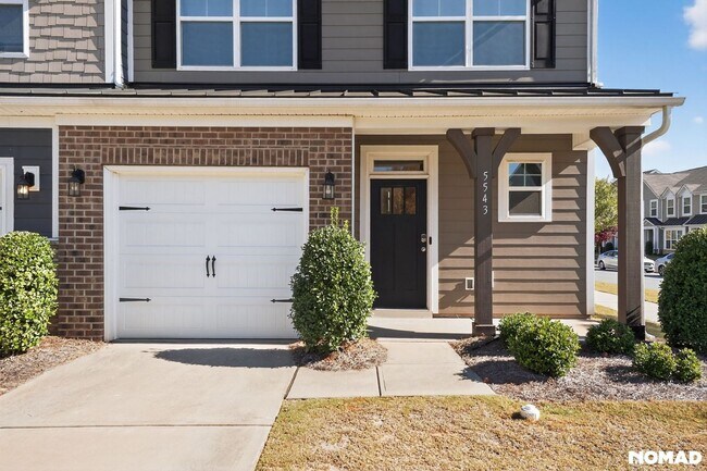 Foto del edificio - 5543 Harris Cove Dr