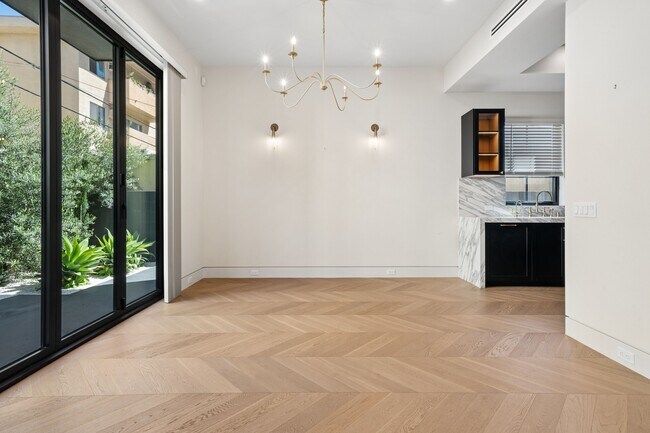 Foto del edificio - 652 Huntley Dr