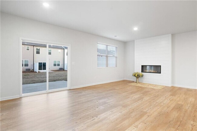 Foto del edificio - 5332 Melbourne Ln