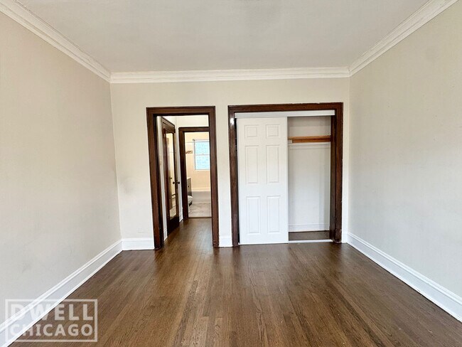 Foto del edificio - 3820 N Greenview Ave