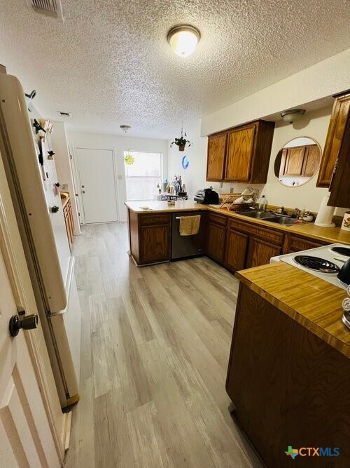 Foto del edificio - 1301 Conway Dr