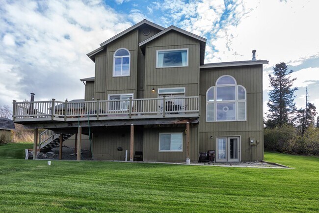 Building Photo - 11300 Stroganof Drive