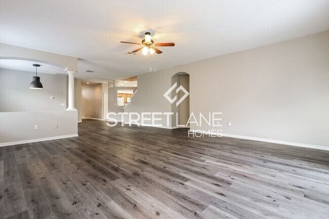 Building Photo - Charming 3 Bed 2 Bath Home Ready for Rent!