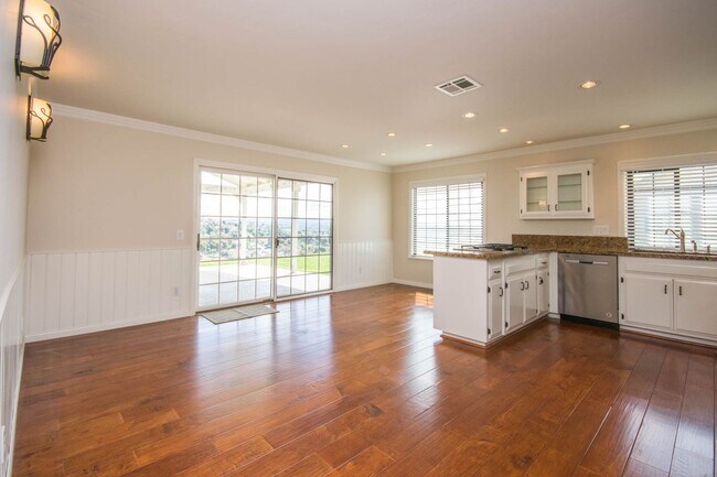 Foto del edificio - Carlsbad 4 Bedroom Gem with a View!