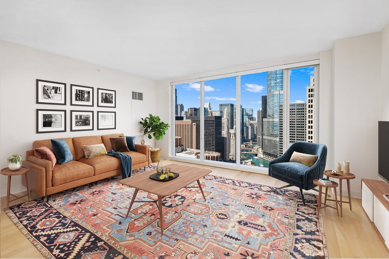 Photo - 352 E North Water St (Chicago, IL)