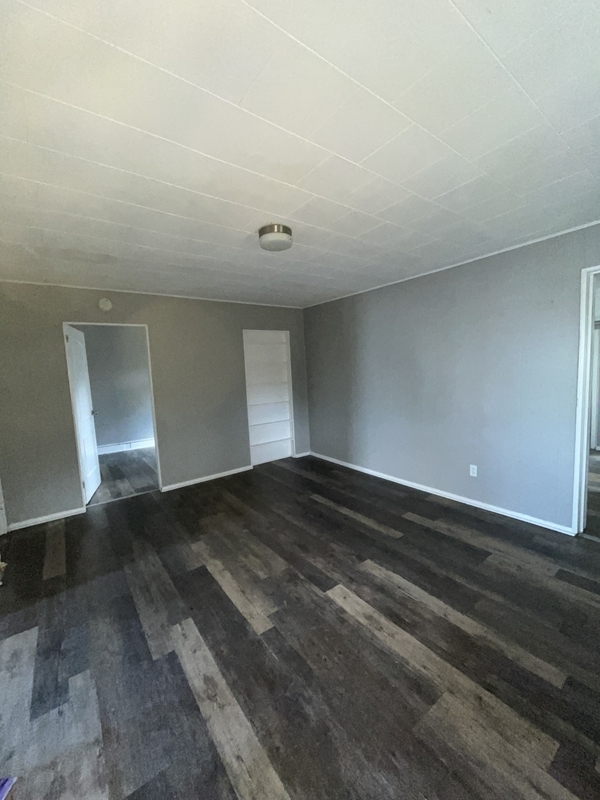 Building Photo - 816 Second Street Apt 2