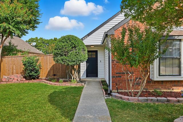Foto del edificio - 982 Mapleleaf Ln