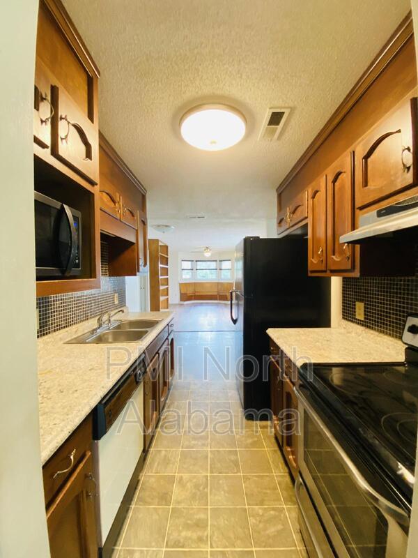 Foto del edificio - 212 Elton Cir S