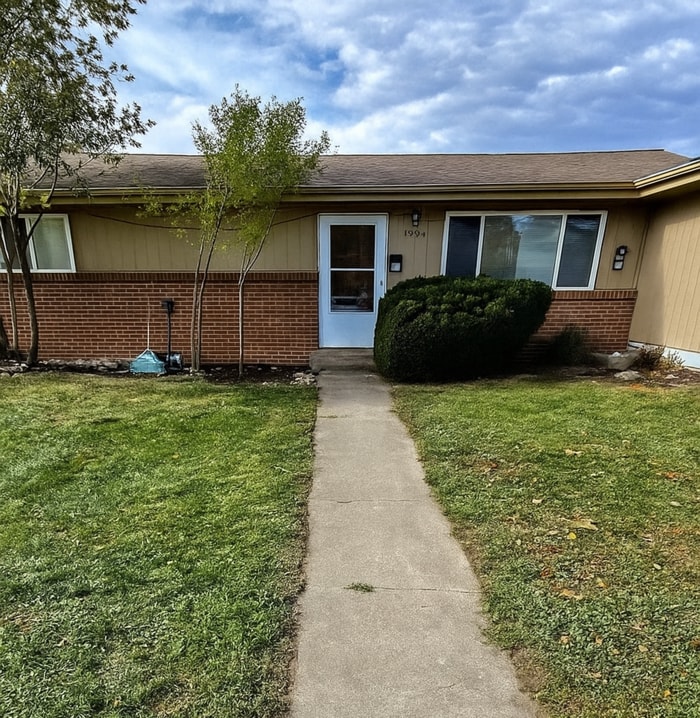 Primary Photo - 1307 Castlerock Dr