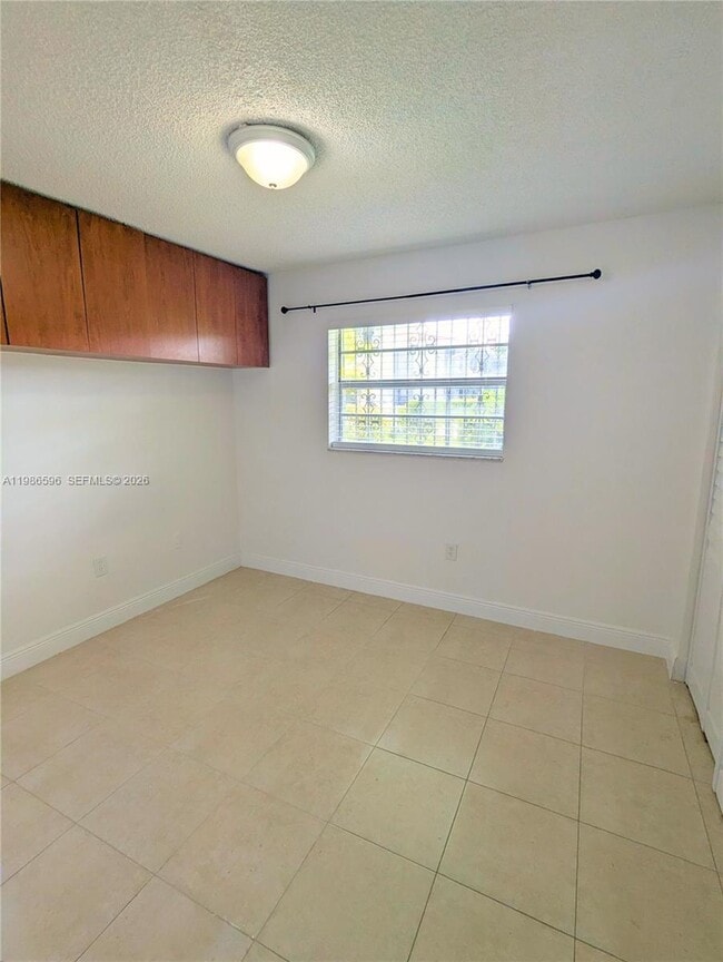 Foto del edificio - 4050 NW 135th St
