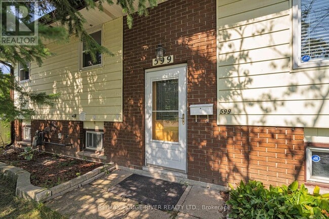 Building Photo - 599 Otonabee Dr
