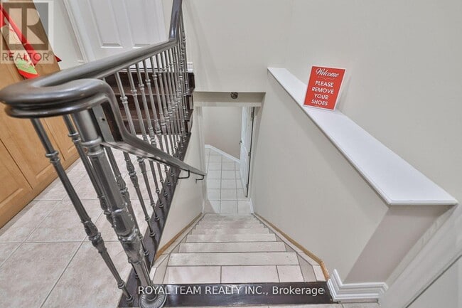 Building Photo - 62 Kingly Crest Way