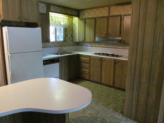 Building Photo - 2 br, 2 bath House - 416 F St