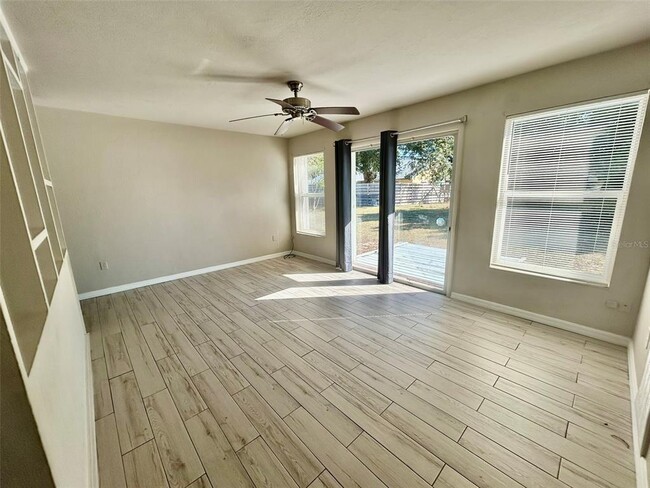 Foto del edificio - 21969 Beverly Ave