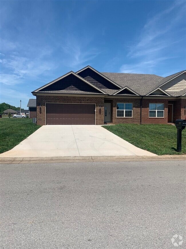 The Springfield Apartments under 2,977 Bowling Green, KY 1 Rentals