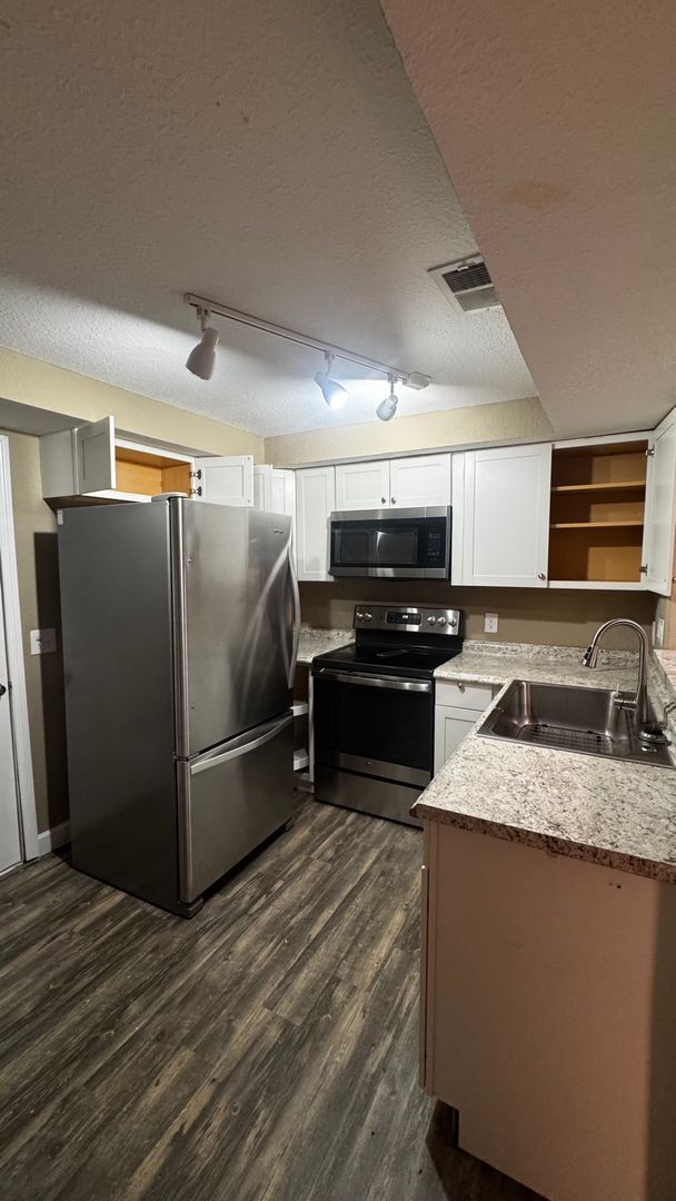 Foto del edificio - Cozy & Private 2-Bedroom Duplex Rental in Ocala