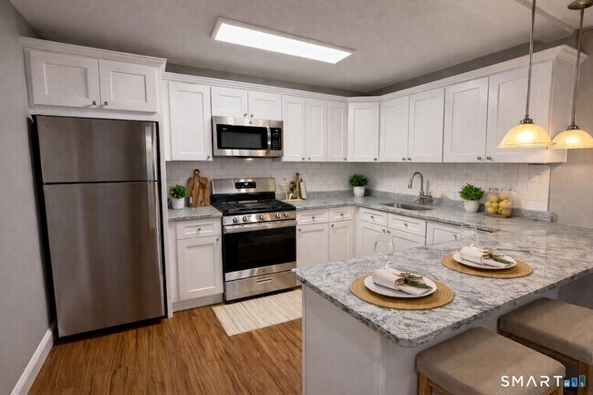 Foto del edificio - 1168 Main St