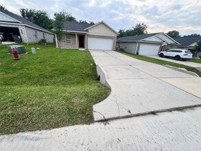 Building Photo - 14214 Green Wing Cir