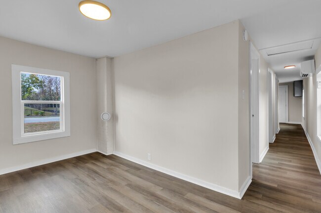 Foto del edificio - 1226 Cedar St