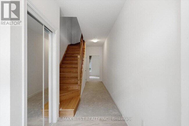 Building Photo - 42 Quilico Rd