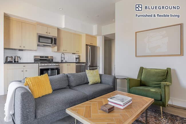 Foto del edificio - 611 N Virgil Ave