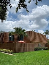 Building Photo - 2561 Camelot Ct