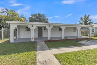Building Photo - 10220 SW 178th St