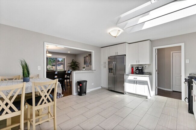 Foto del edificio - 6815 W 87th St