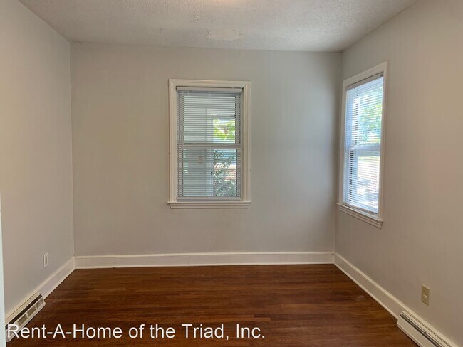 Foto del edificio - 2 br, 2 bath House - 3922 North Church Street