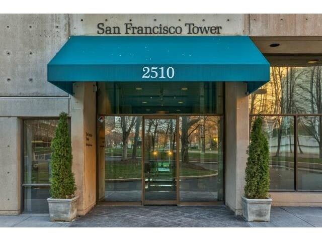 Foto principal - 2510 Grand Blvd