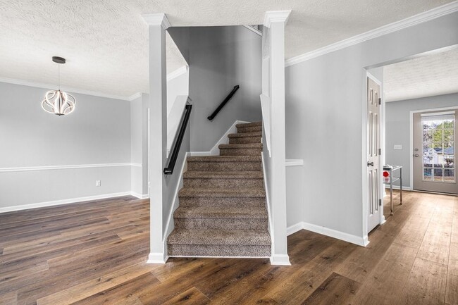 Building Photo - 125 Cinnamon Fern Cir