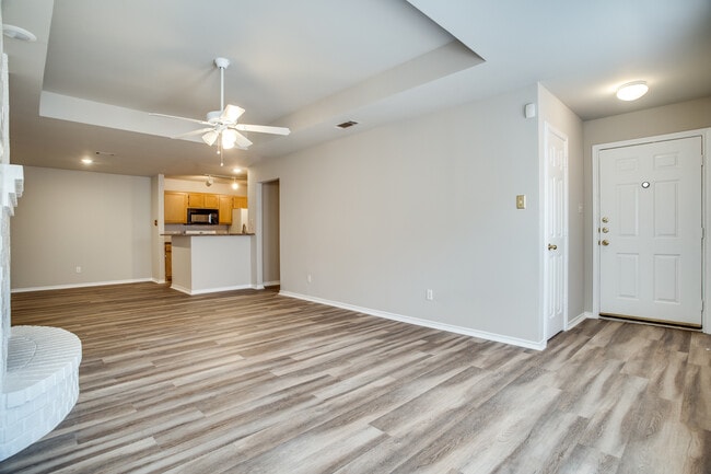 Building Photo - 209 Juniper Ridge Ct