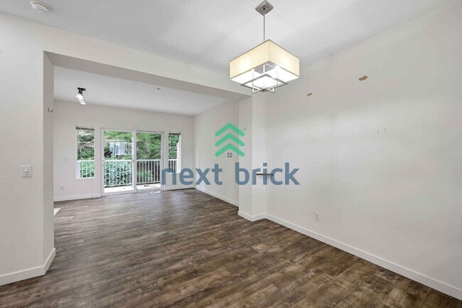 Foto del edificio - Charming 2-Bedroom Retreat with 2.5 Baths in Bothell's Serene Locale!