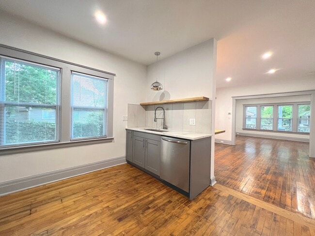 Building Photo - 3761 Maxwell St