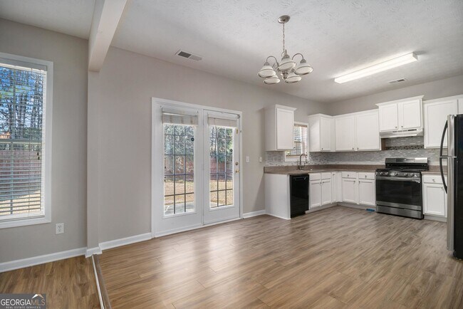 Building Photo - 1016 Maple Leaf Dr